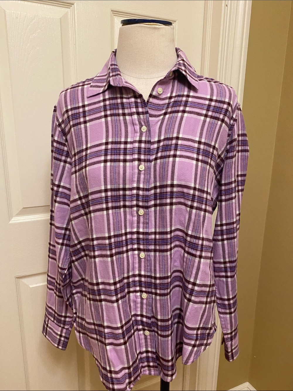 Womens Gap Flannel Size Medium